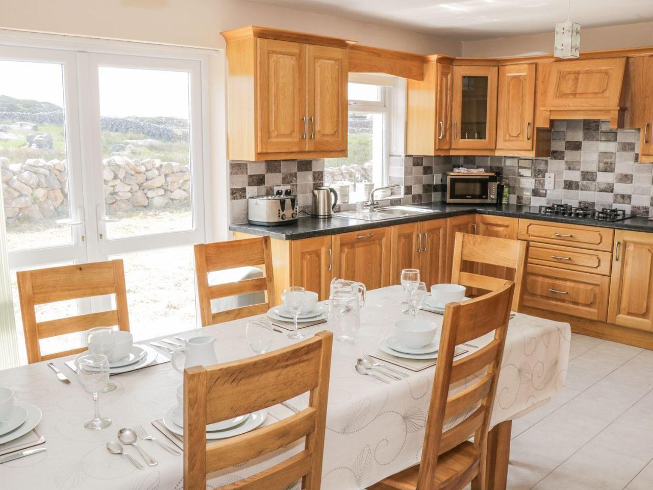 Вилла Lakeview Lettermore Экстерьер фото